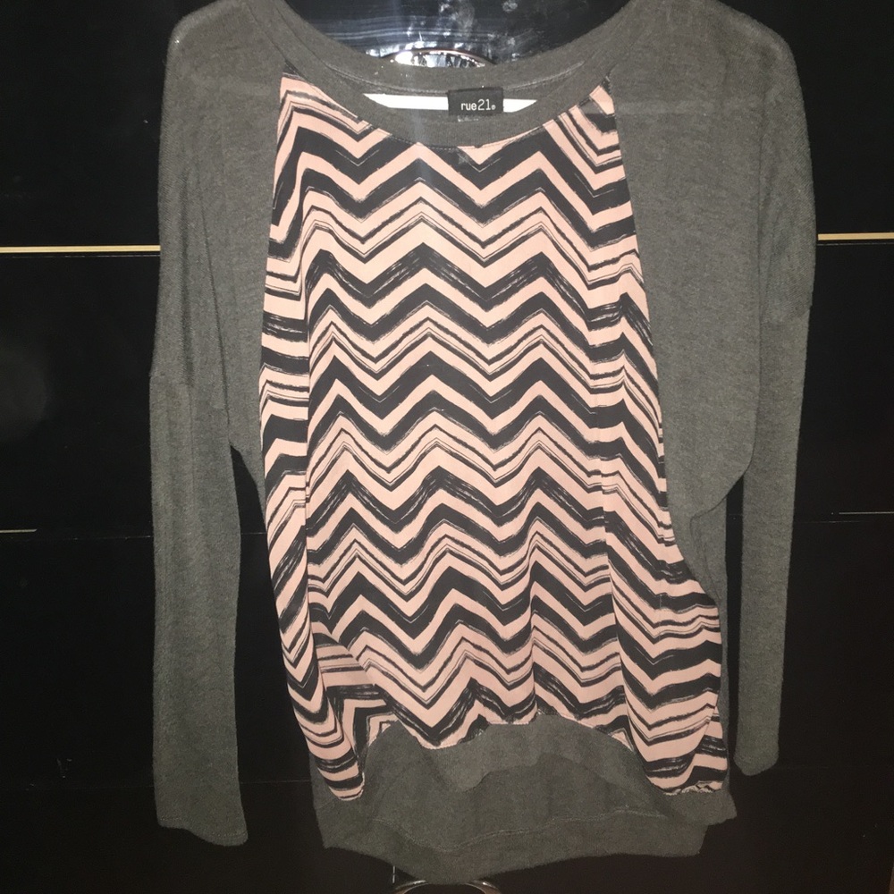 Cheveron and dark grey high low shirt